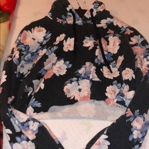 Garage girls cropped hoodie